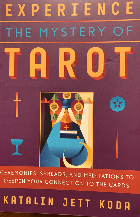 Experience the mystery of Tarot